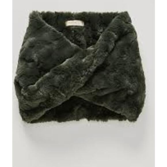 NWT Anthropologie Roxy Faux Fur Cowl Infinity Scarf Snood Neck Warmer, One Size - Picture 1 of 7